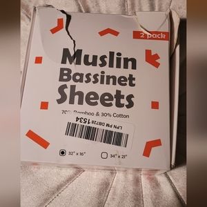 New in box! Luv4babe Muslin bassinet sheets set of 2 white universal fit